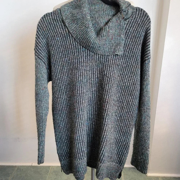 Leo & Nicole Greenish Gray Multi-Color Tweed Sweater (Size XL) - Picture 6 of 15